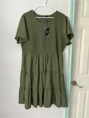 Celkuser olive Smocked Short Sleeve Dress